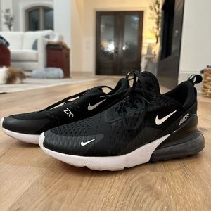 nike max 270 shoes